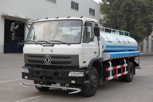 Water Sprinkler Truck / Water Tank Truck